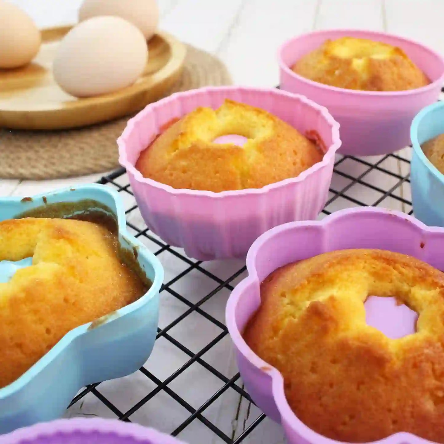 To Encounter 24 Pack Silicone Molds - Nonstick 3-Inch Silicone Donut Mold, Baking Cups, Donut Pan, Muffin, Jello, Bagel Pan - Oven, Microwave, Dishwasher Safe - Treasure Toks